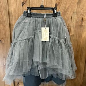 Joyfolie Gray Bubble Mini Hi Low Skirt Tiered Ruffled girls size 5
